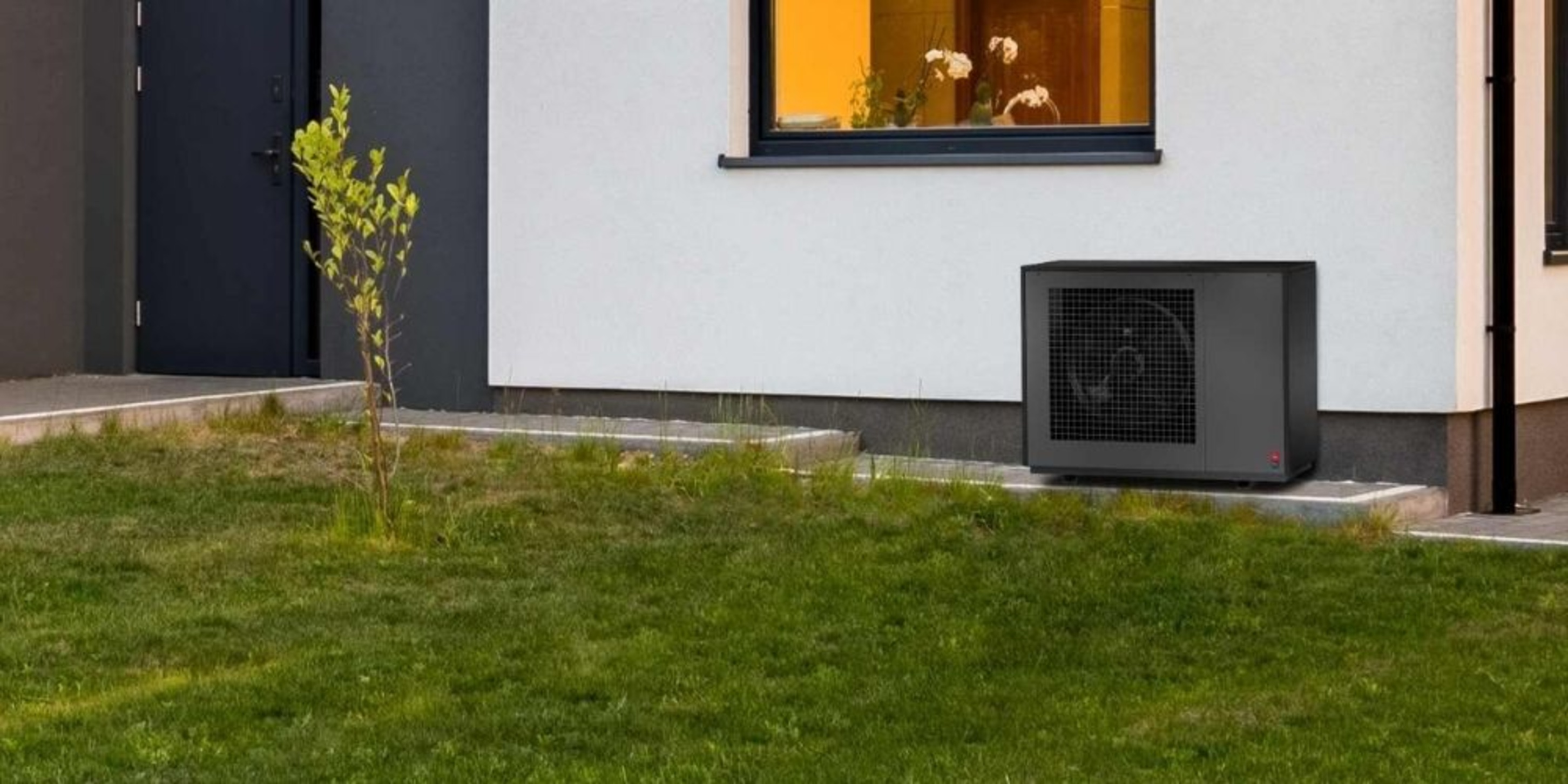 Schutz für die Wärmepumpe bei Reichhard Elektrotechnik GmbH in Kitzingen